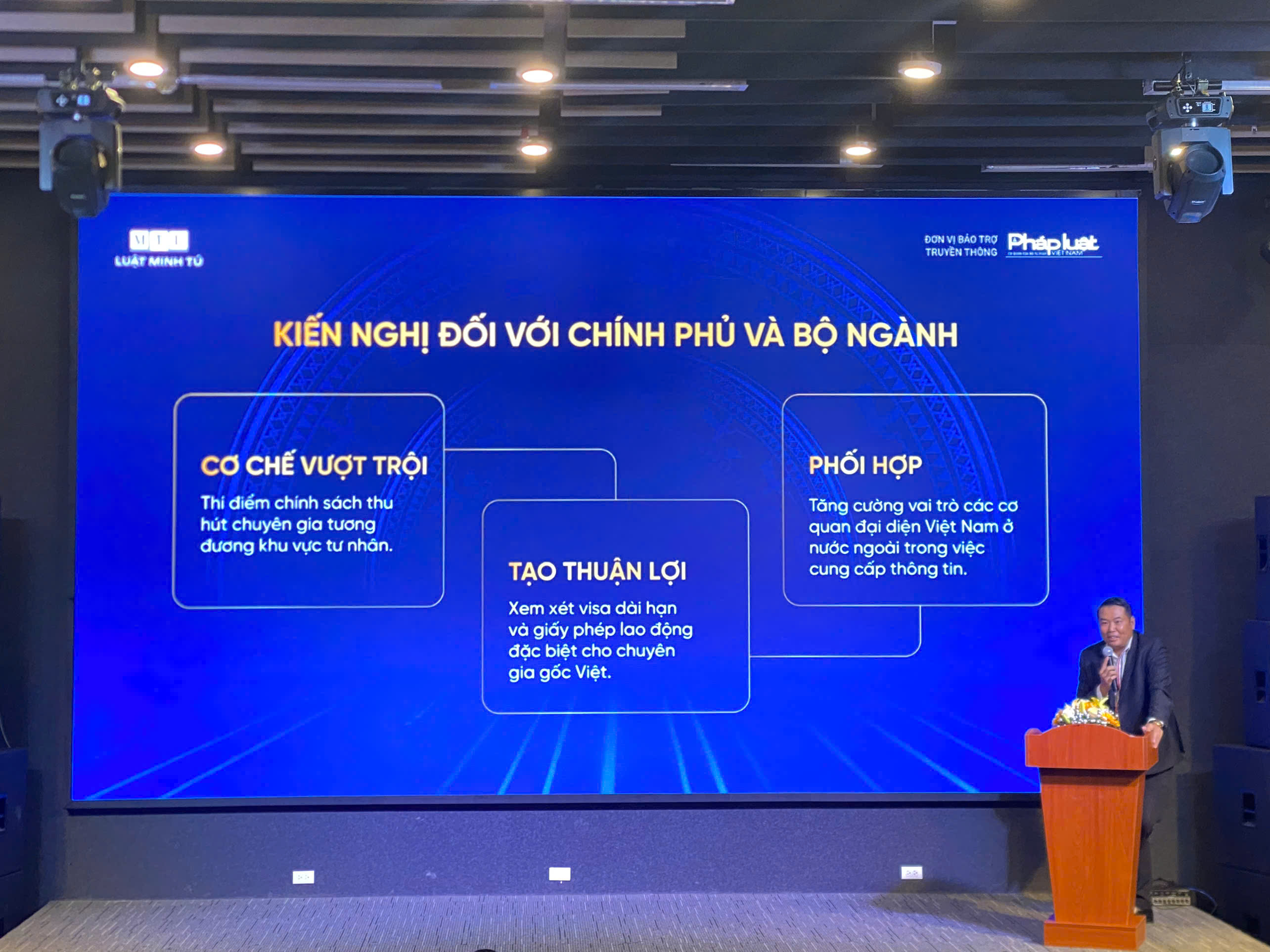 Gỡ “nút thắt” pháp lý, mở lối dòng vốn kiều bào về quê hương