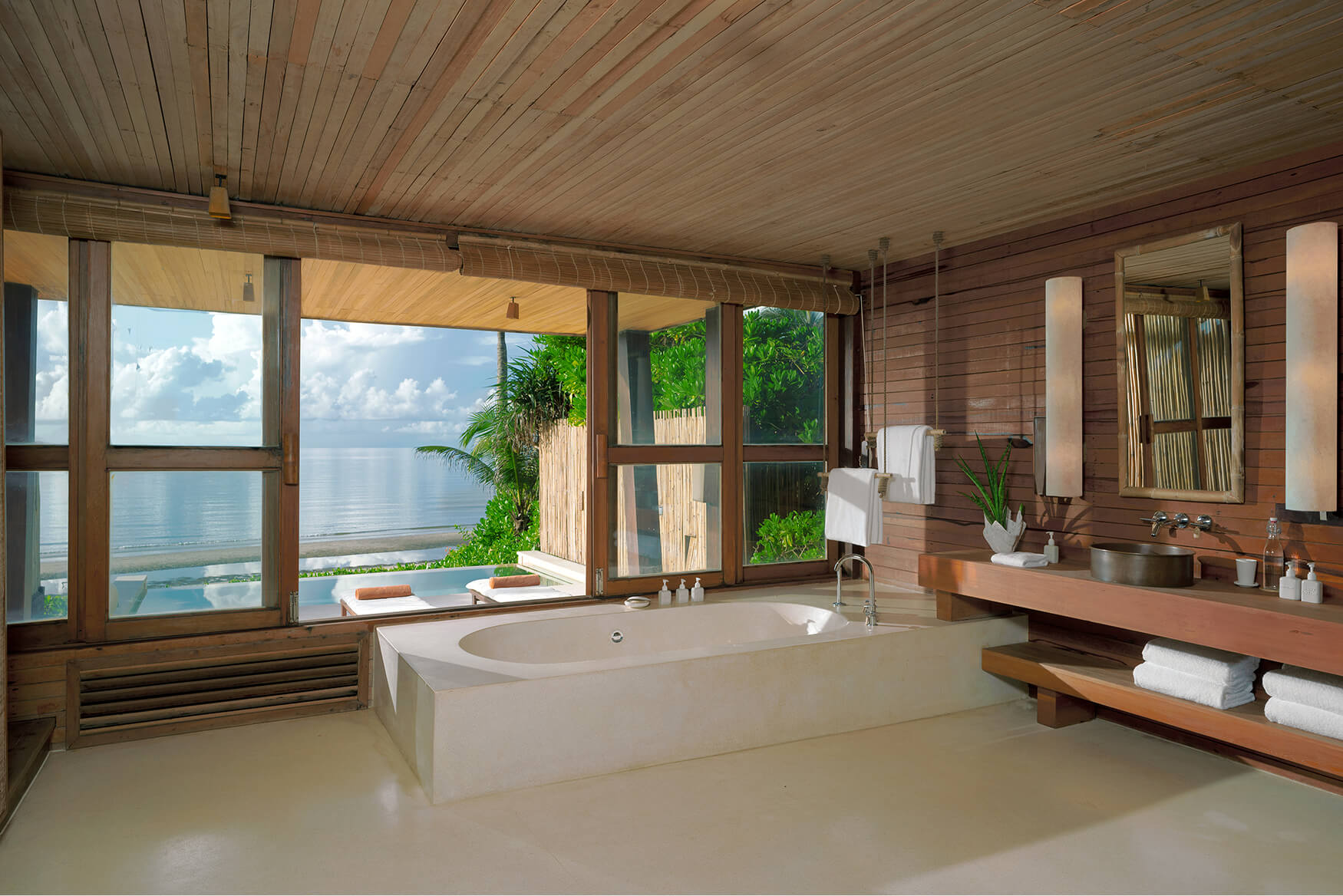 Từ Việt Nam ra thế giới: Six Senses Côn Đảo trong tuyển chọn tinh hoa  của ELLE UK